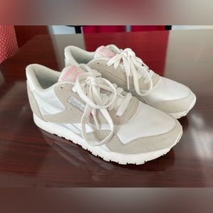 Reebok Classic Sneakers